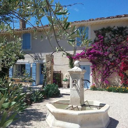 Mas Des Bougainvillees Sernhac Екстериор снимка